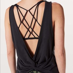 Lululemon Twist It Tank